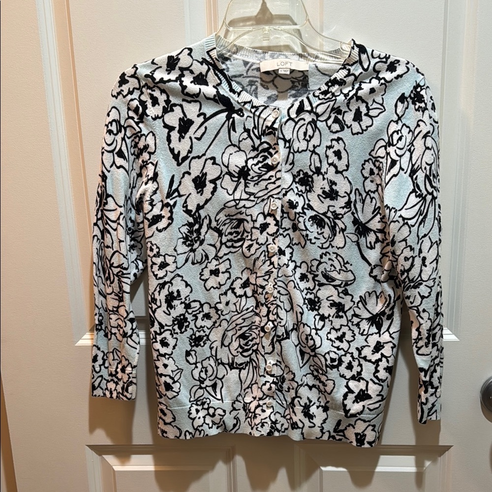 LOFT Women's Blue Black and White Floral cardigan.